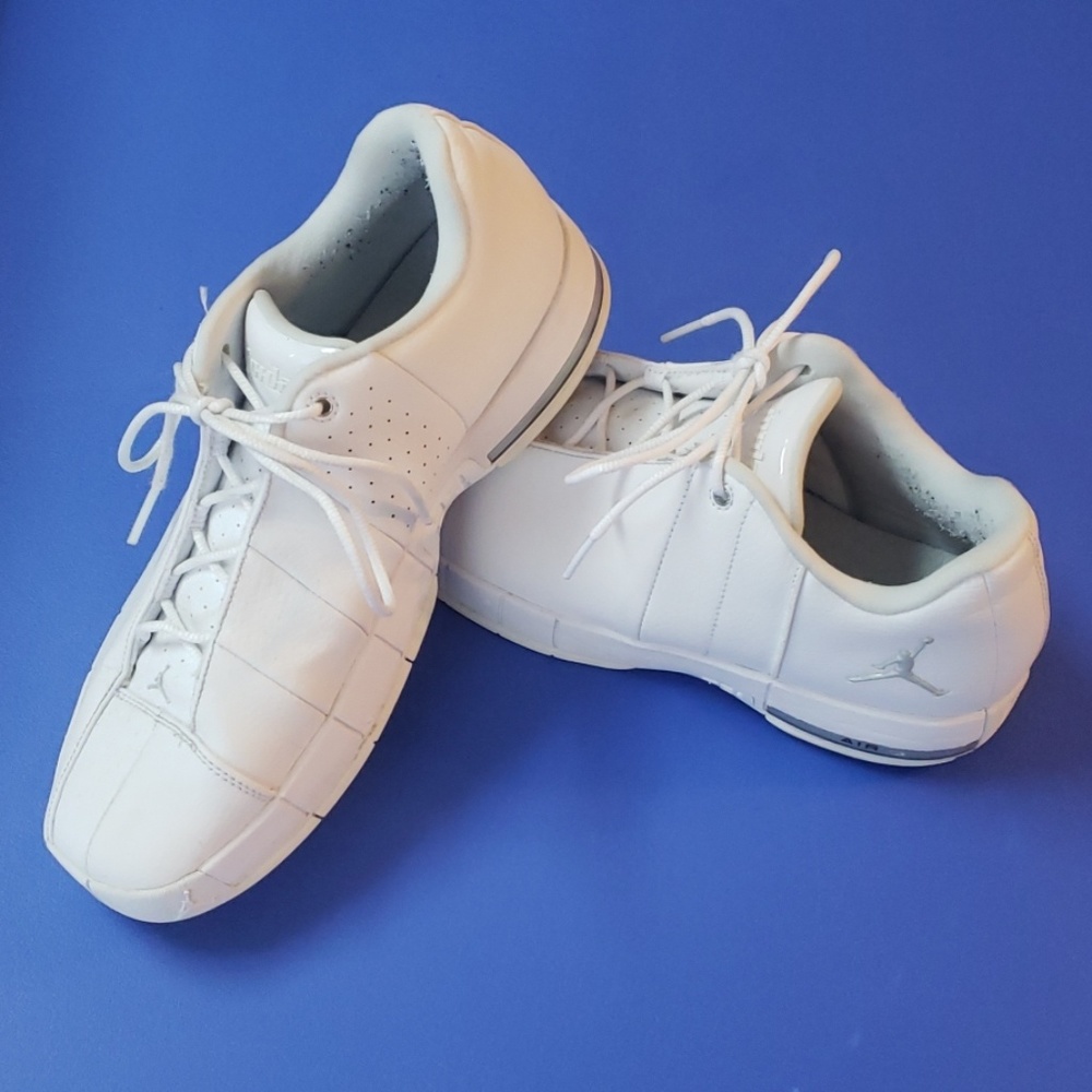 Men Nike Air Jordan Team Elite 2 Low White